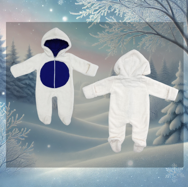 Kapuzenoverall aus weißem Plüsch für den Winter